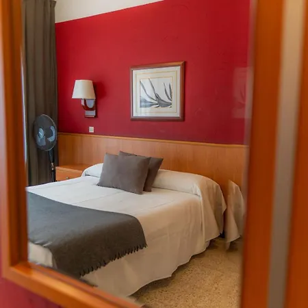 Hostal Regina Blanes Exterior foto